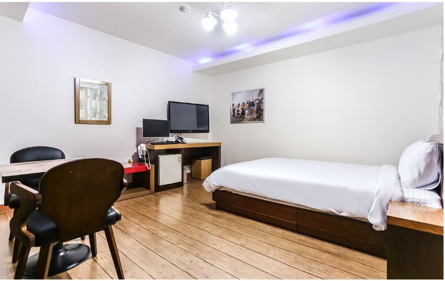 Crystal Motel คังนึง ภายนอก รูปภาพ