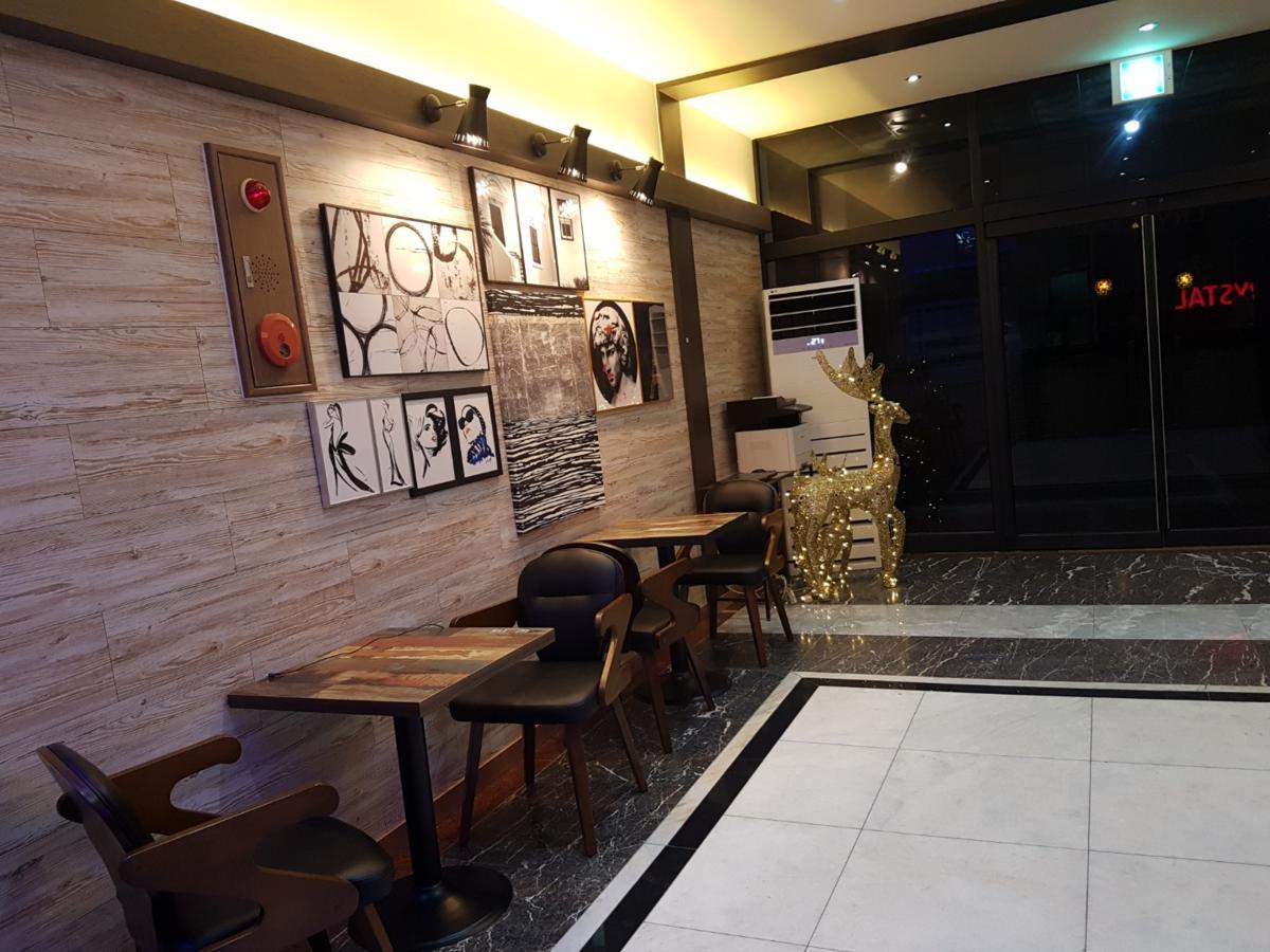 Crystal Motel คังนึง ภายนอก รูปภาพ